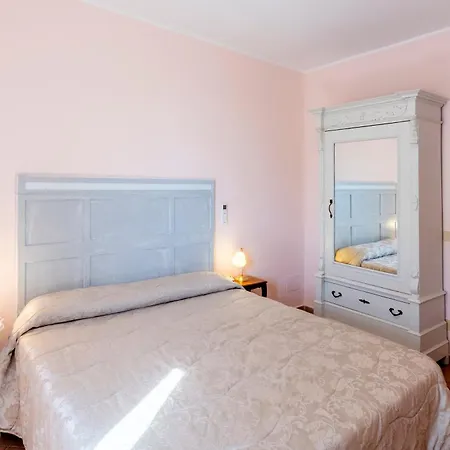 Marchetti Vila Cupra Marittima