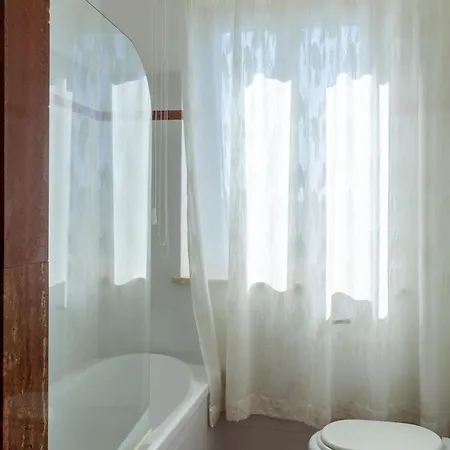 Marchetti Βίλα *