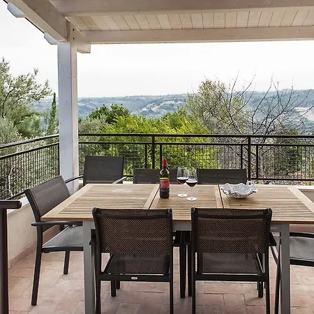 Marchetti Βίλα *